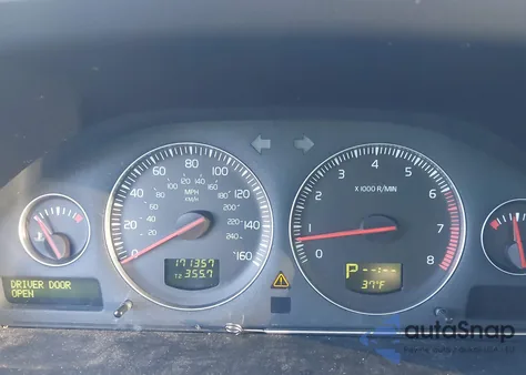 2007 Volvo S60 2.5T z USA, uszkodzony, nr VIN YV1RH592172607888